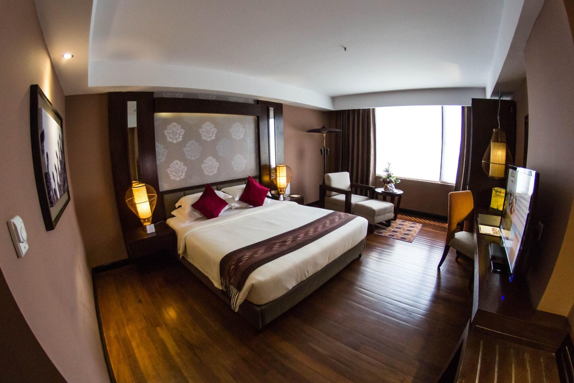 Rose Garden Hotel Yangon Exterior foto