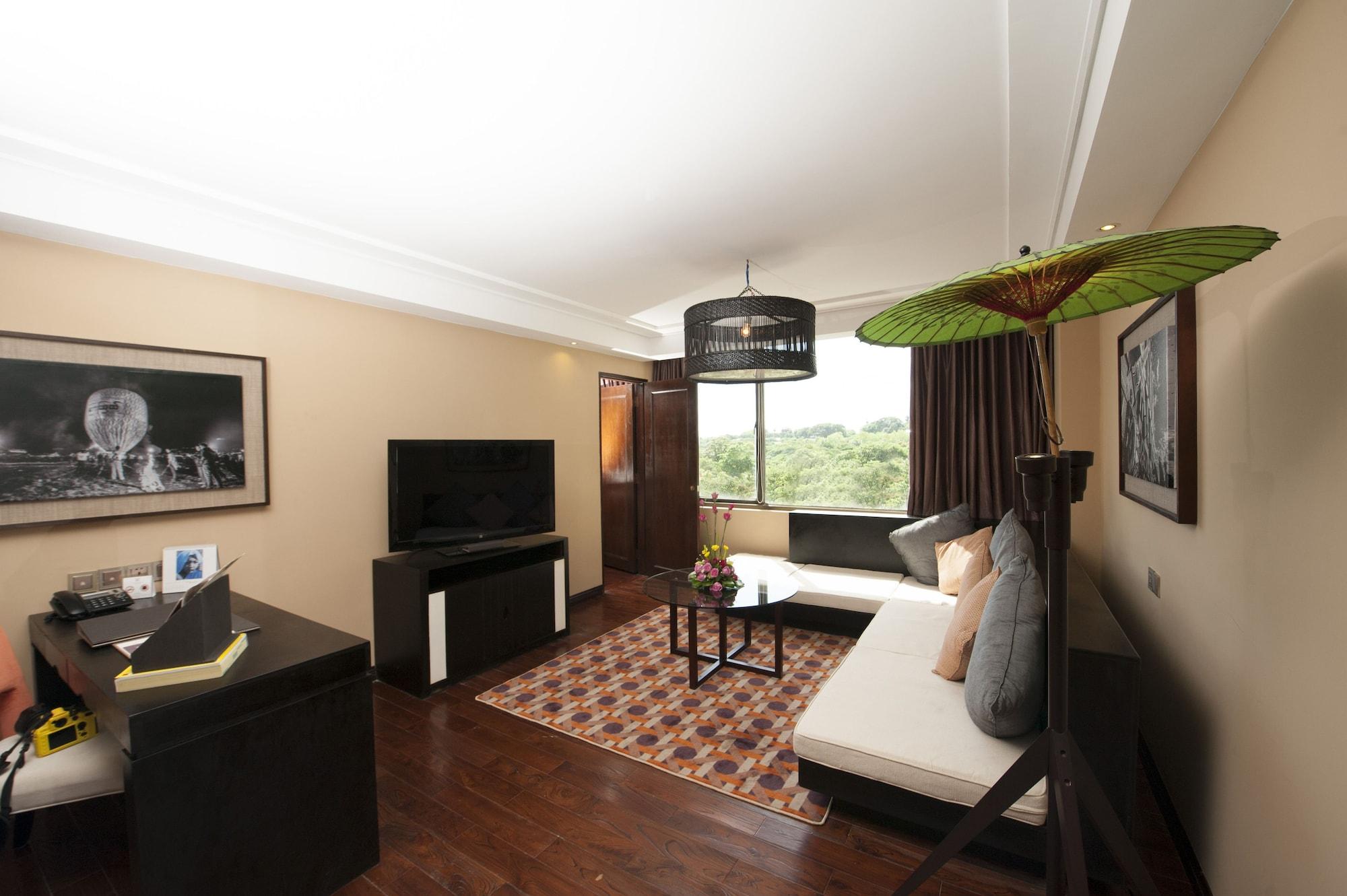 Rose Garden Hotel Yangon Exterior foto