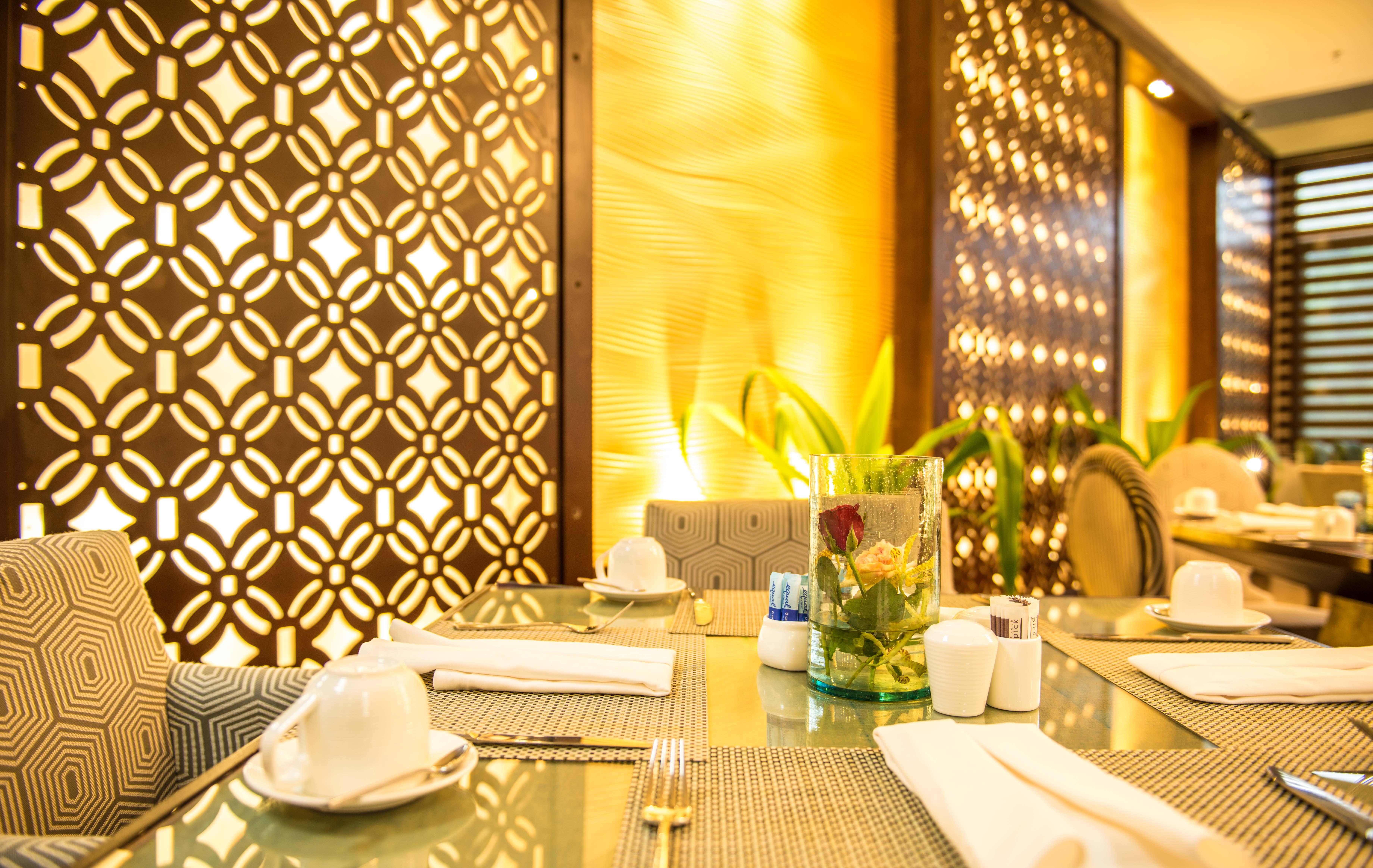 Rose Garden Hotel Yangon Exterior foto