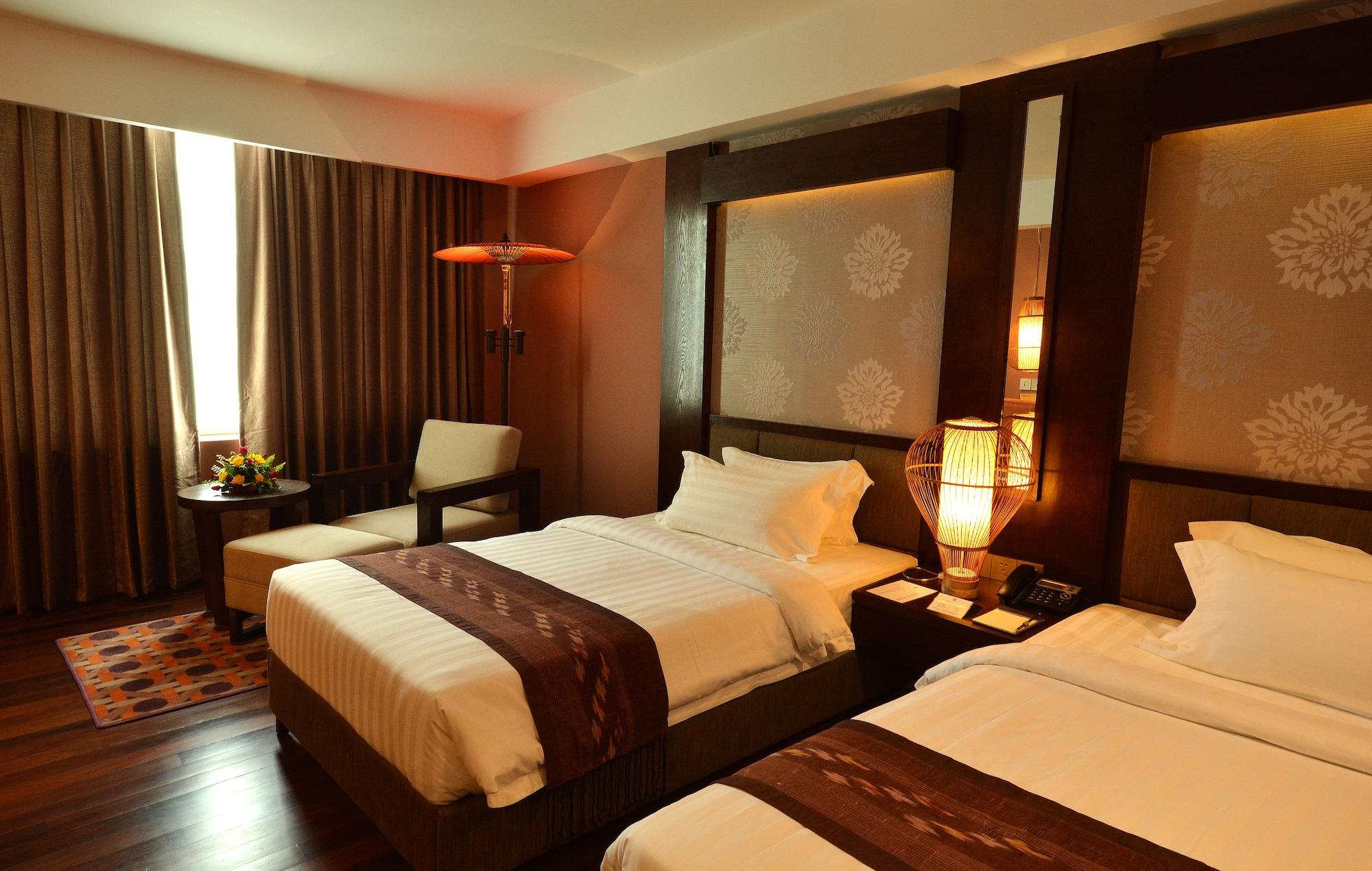 Rose Garden Hotel Yangon Exterior foto